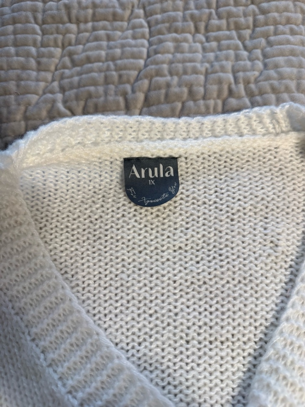ARULA Cream V-Neck Cardigan with Multicolor Flower Appliqués - Picture 4 of 6